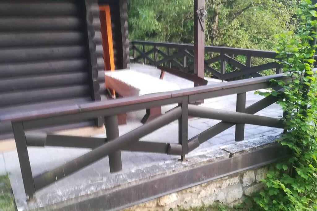 Cottage In The Woods - Lake ボーヒニ エクステリア 写真